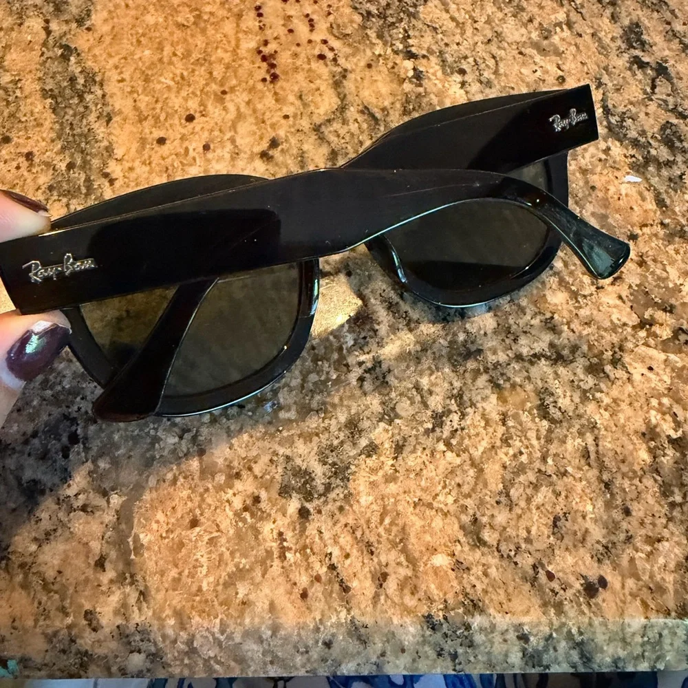 Ray Ban Mega Hawkeye Sunglasses
